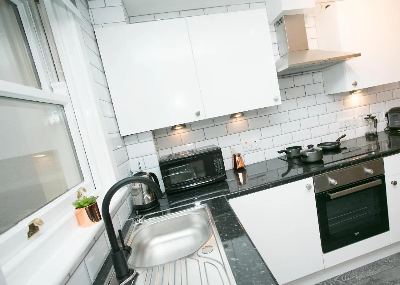 Malone Place Apartment Belfast