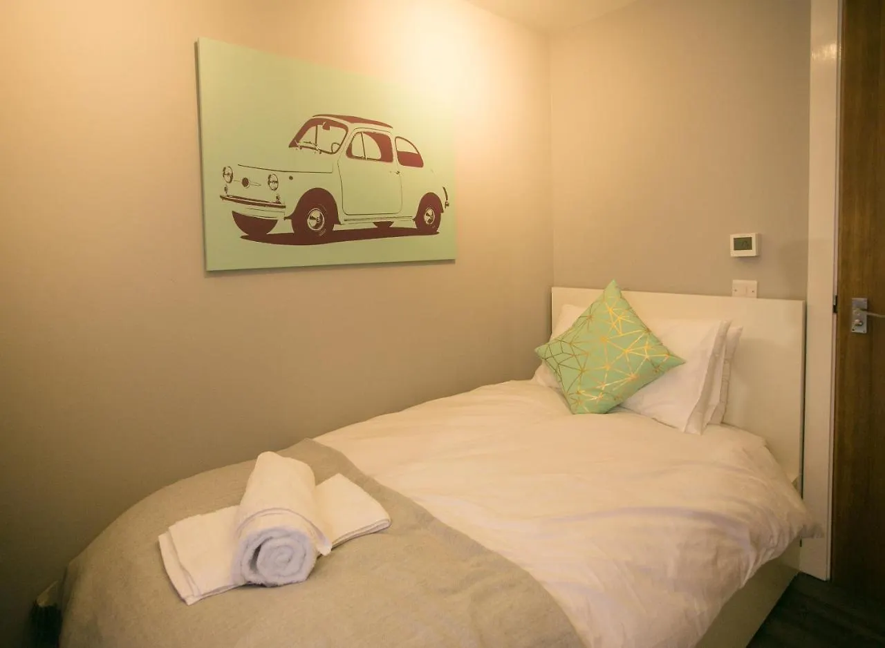 Malone Place Apartment Belfast